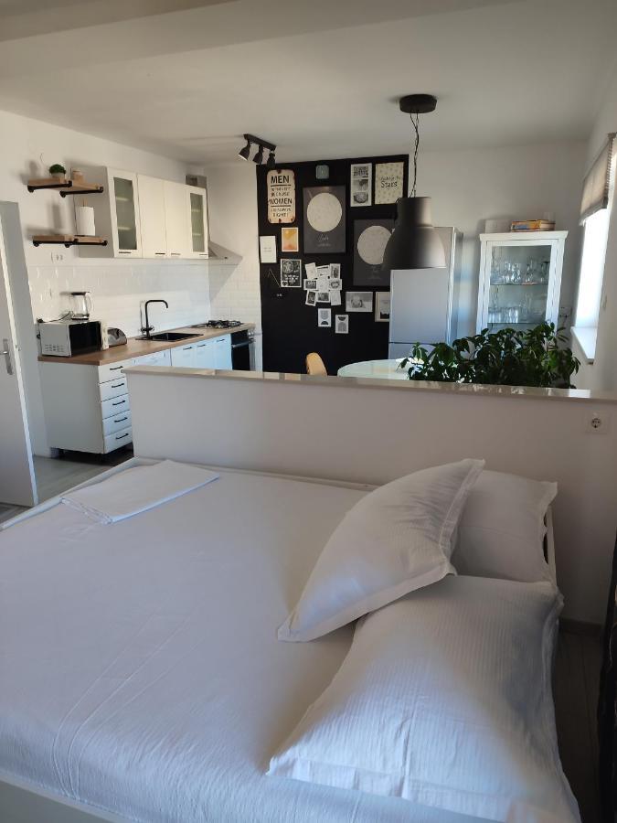 Apartment Luka Tucepi Ngoại thất bức ảnh